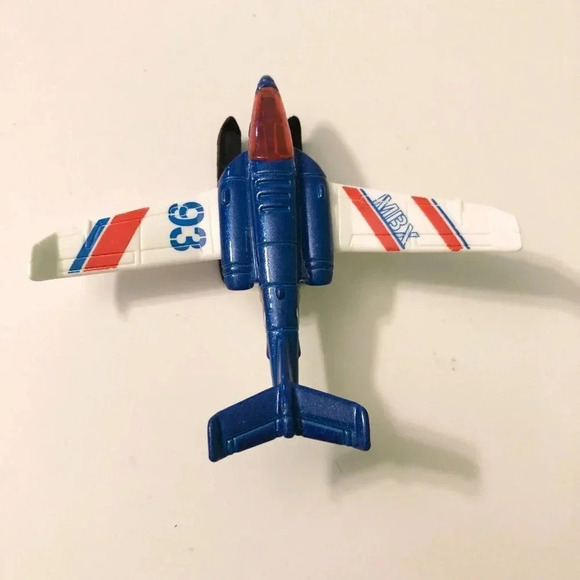 Lot of 2 Matchbox Skybuster Gee Bee Sportster  and Snow Explorer - Picture 2 of 16